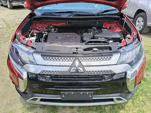 Mitsubishi Outlander 2019 Red
