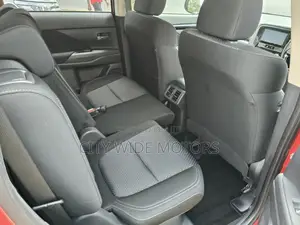 Mitsubishi Outlander 2019 Red