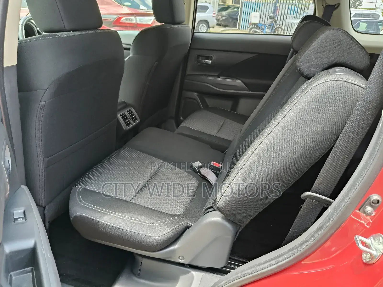 Mitsubishi Outlander 2019 Red