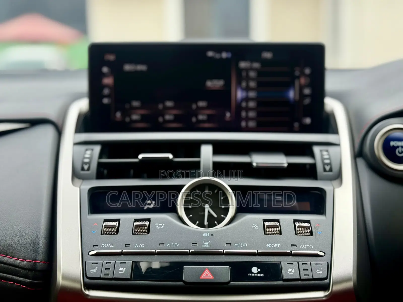 Lexus NX 300h Base 4x4 (2.5L 4cyl 2A) 2018 Silver