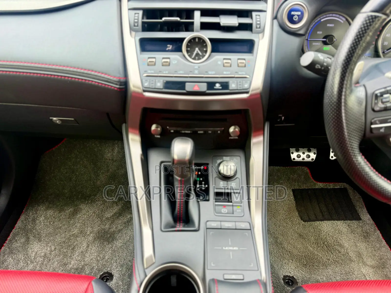 Lexus NX 300h Base 4x4 (2.5L 4cyl 2A) 2018 Silver