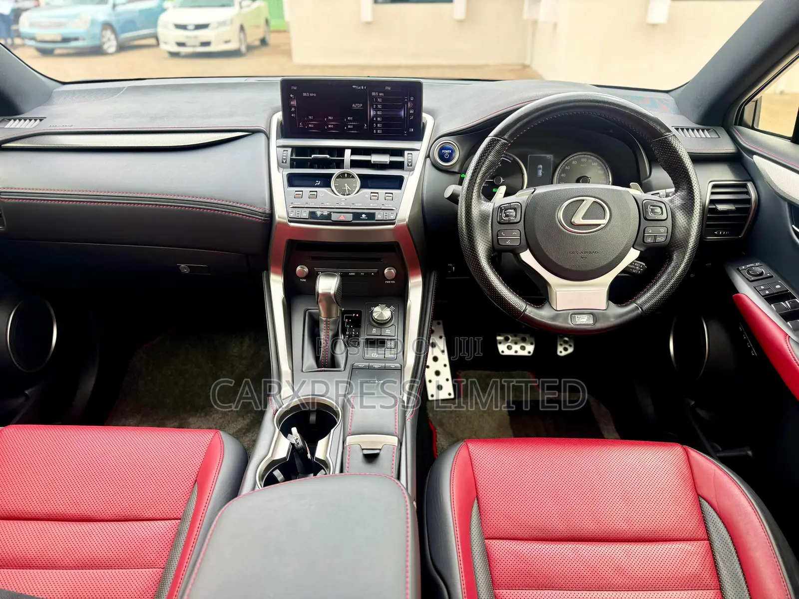 Lexus NX 300h Base 4x4 (2.5L 4cyl 2A) 2018 Silver
