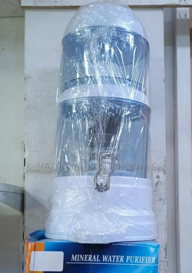 Advanced Filtration. Natural Mineral Boost.
Water Purifier - main view