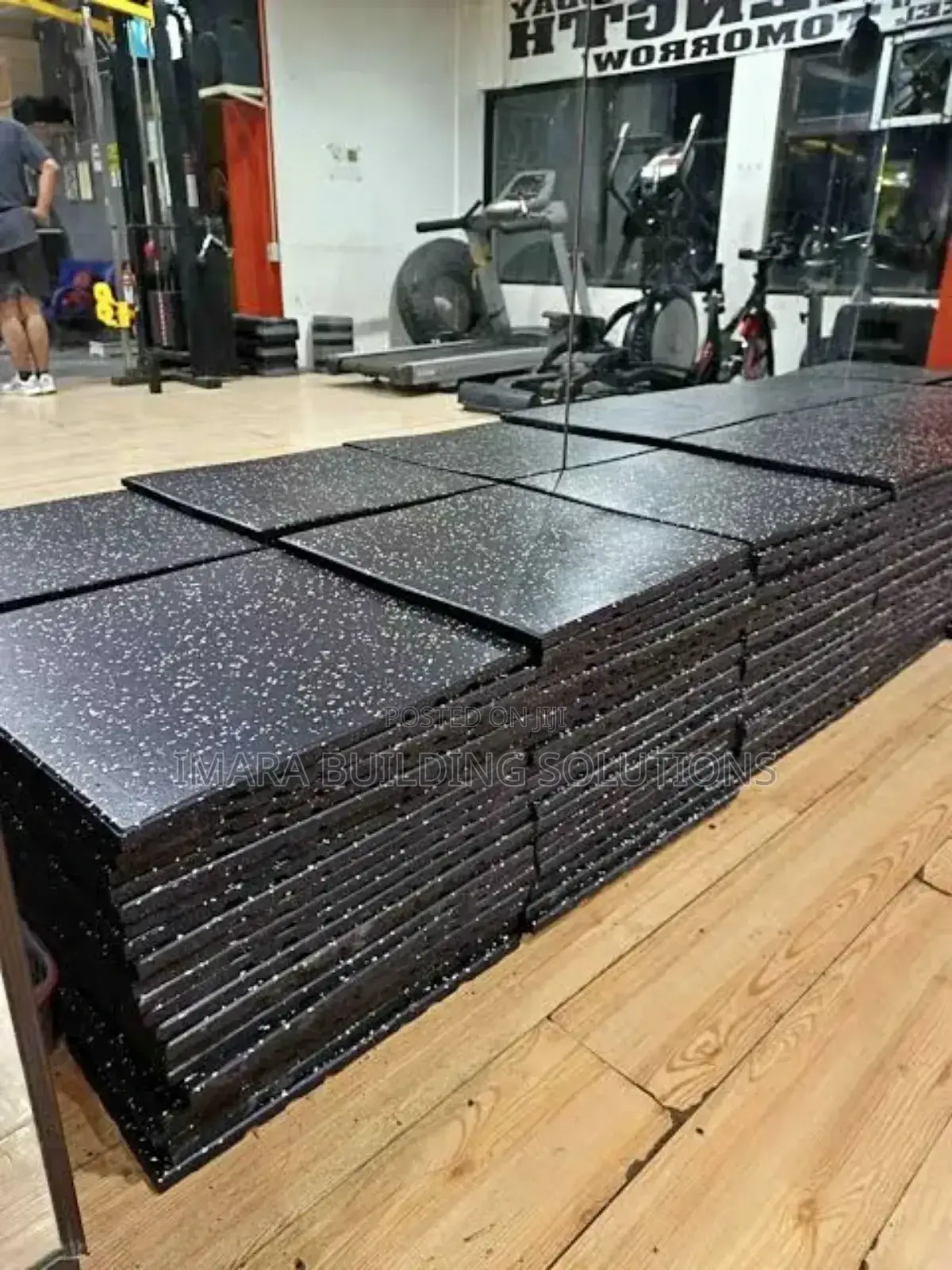 Slip-Resistant Rubber Gym Mat 1x1m, 15mm – Safe Training Surface