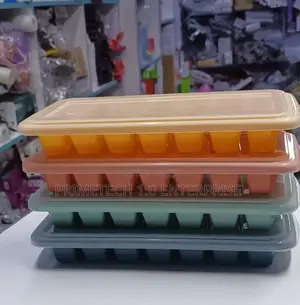 Plastic Ice Cube Trays
