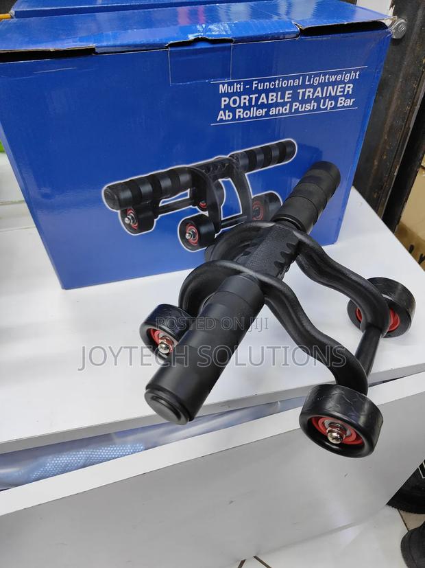 Abdominal 4 Wheel Roller. Perfect Balance