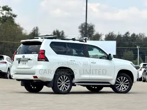 Toyota Land Cruiser Prado 2018 White