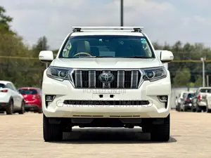 Toyota Land Cruiser Prado 2018 White