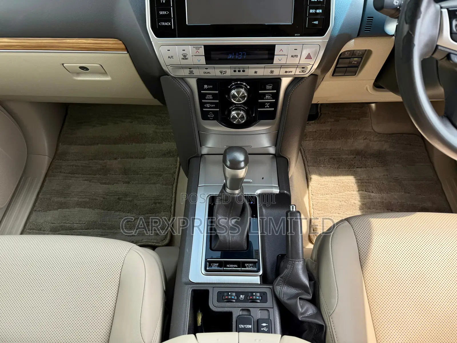 Toyota Land Cruiser Prado 2018 White