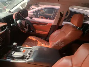 Lexus LX 570 (5 seats) AWD 2018 Black