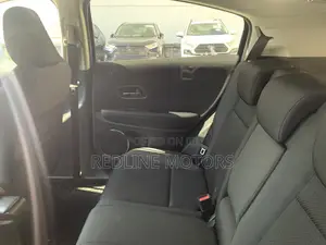 Honda Vezel 1.5 Hybrid 4WD 2018 Black