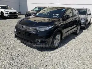 Honda Vezel 1.5 Hybrid 4WD 2018 Black