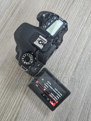 Canon Eos 80d DSLR Camera