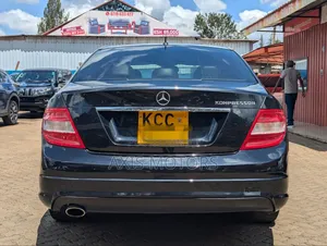 Mercedes-Benz C200 2008 Black