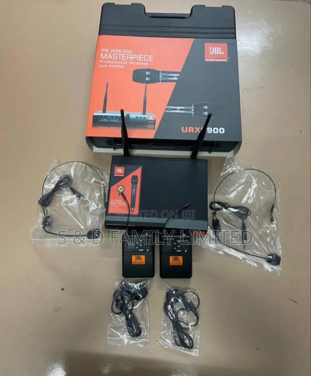 JBL Urx9900 2 Lapel 2 Colar Wireless Microphones
