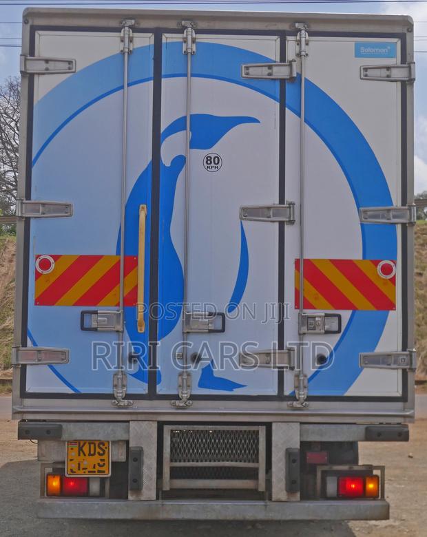 Isuzu Forward - thumbnail 5
