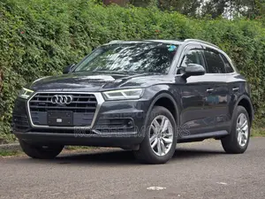 Audi Q5 2.0T Premium AWD quattro 2019 Gray