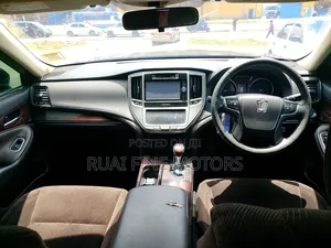 Toyota Crown 2018 Black