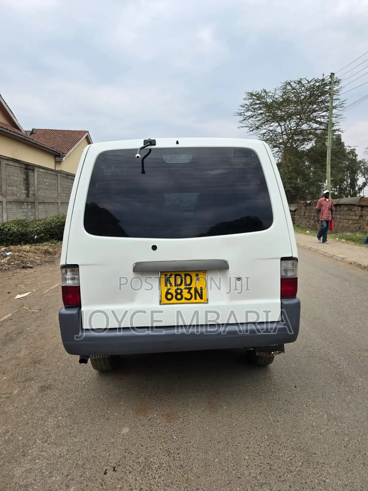 Mazda Bongo 2014 White