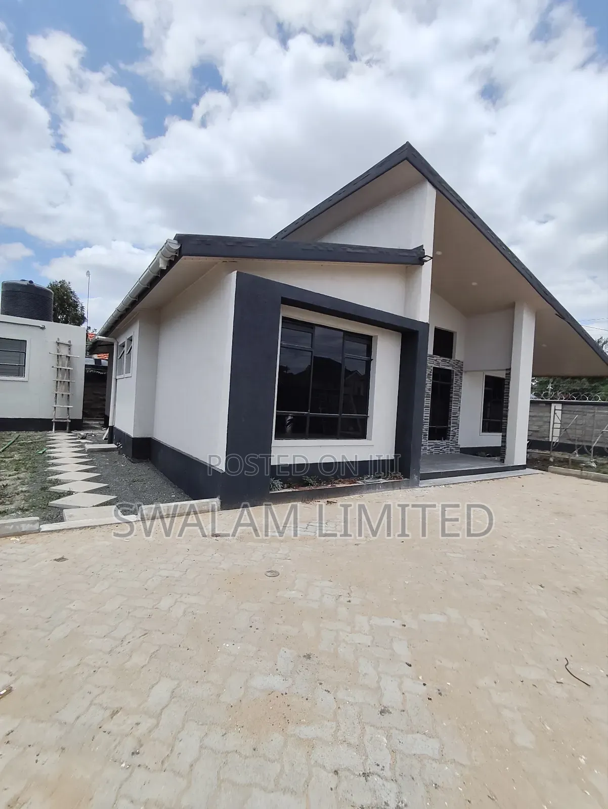 4bdrm Townhouse/Terrace in Kitengela for sale