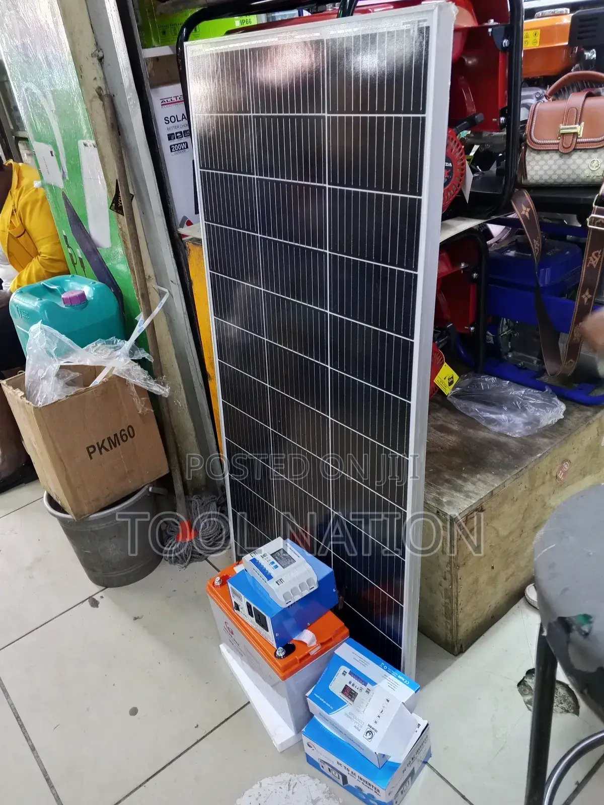 200wtts Solar Panels 150amps Battery Kit