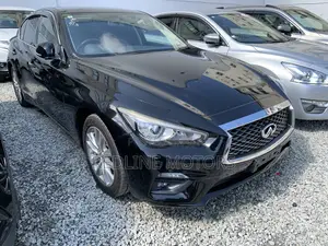 Nissan Skyline 2018 Black
