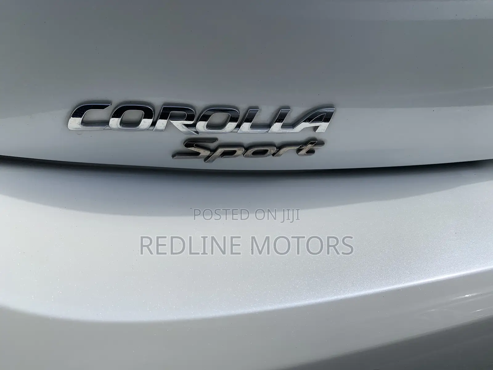 Toyota Corolla LE Eco (1.8L 4cyl 2A) 2018 White