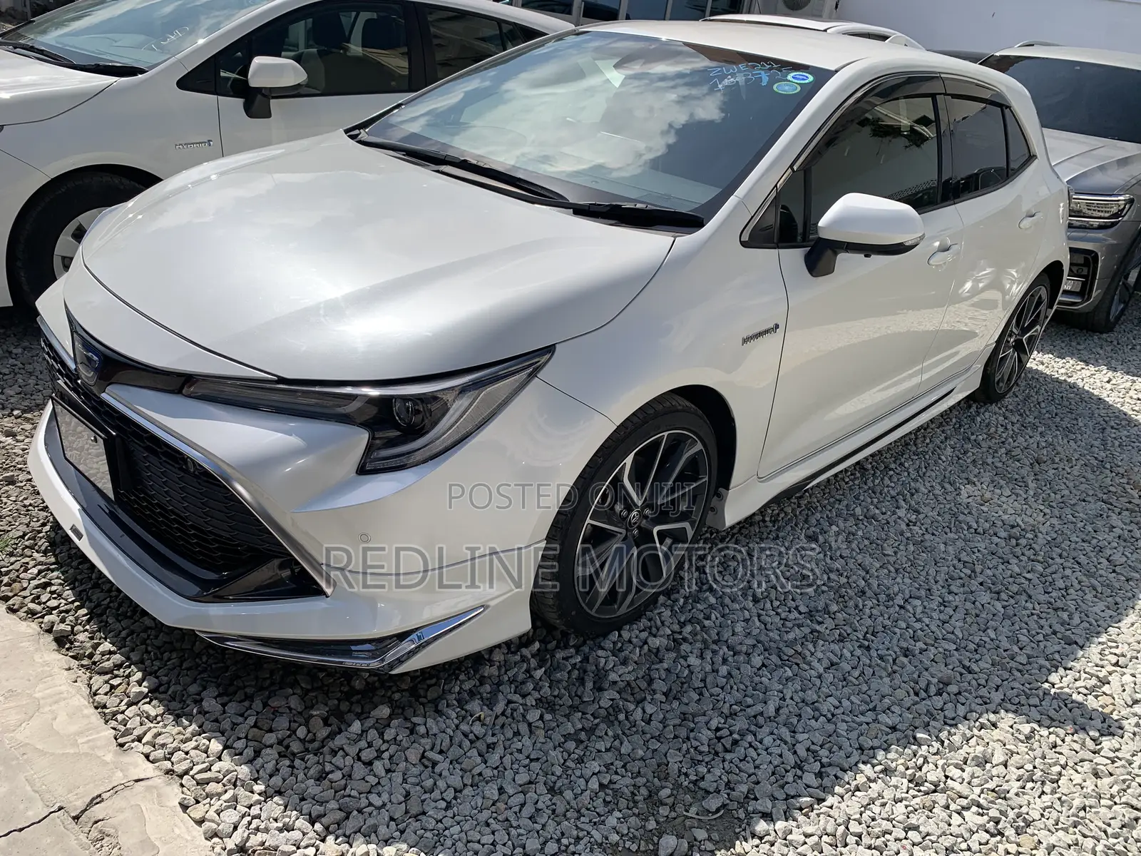 Toyota Corolla LE Eco (1.8L 4cyl 2A) 2018 White