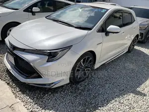 Toyota Corolla LE Eco (1.8L 4cyl 2A) 2018 White