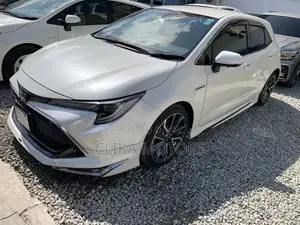 Toyota Corolla LE Eco (1.8L 4cyl 2A) 2018 White