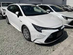 Toyota Corolla L (1.8L 4cyl 2A) 2018 Off white