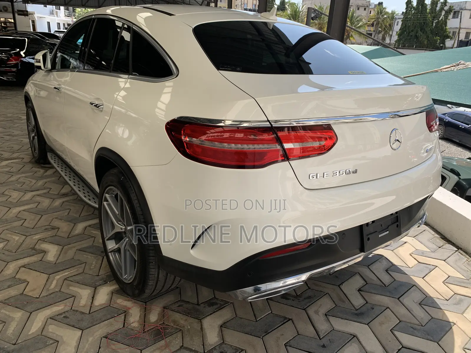 Mercedes-Benz GLE-Class GLE 350d 4MATIC 2018 Pearl