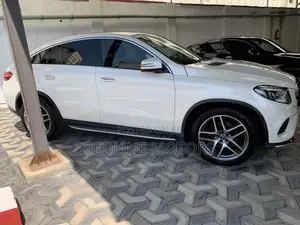 Mercedes-Benz GLE-Class GLE 350d 4MATIC 2018 Pearl