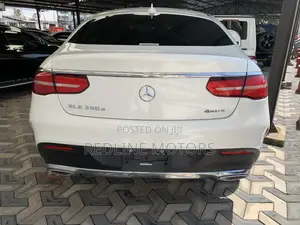 Mercedes-Benz GLE-Class GLE 350d 4MATIC 2018 Pearl