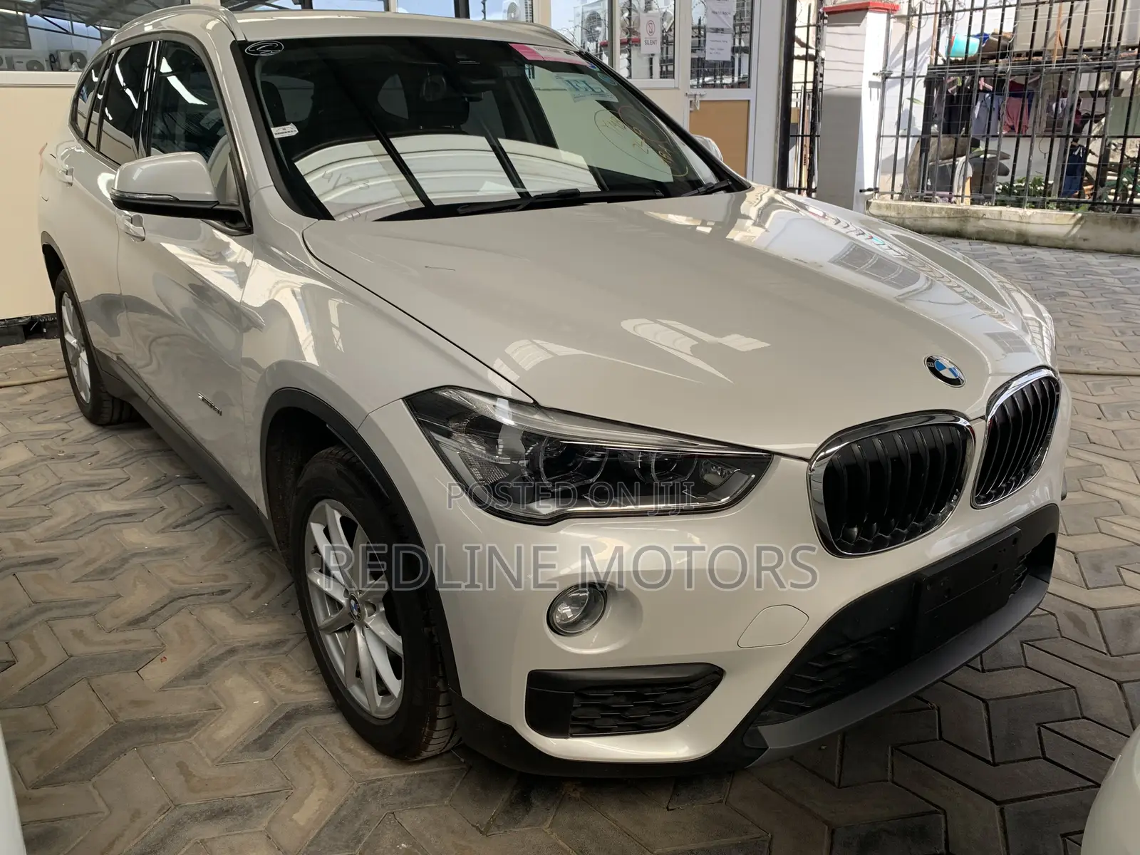 BMW X1 xDrive28i AWD 2018 White