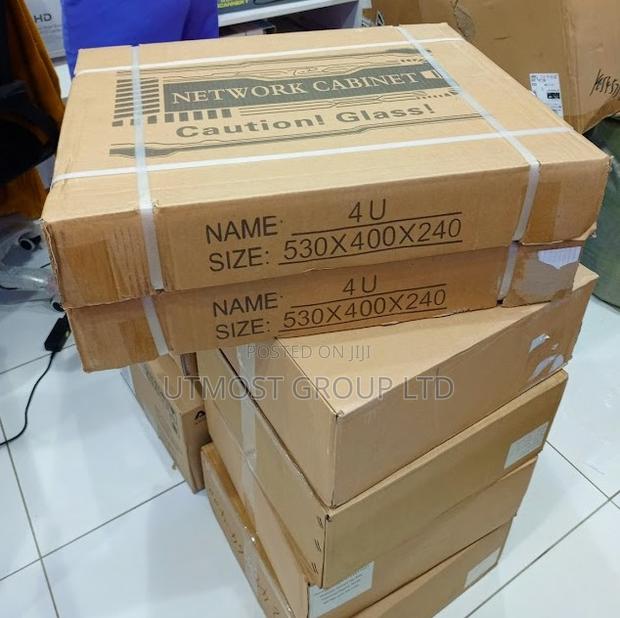 Newlockable Heavy-Duty 4u Wall Mounted Data Cabinet Enclosure Network - main view