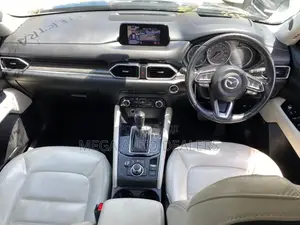 Mazda CX-5 2.2 Diesel FWD 2018 Black