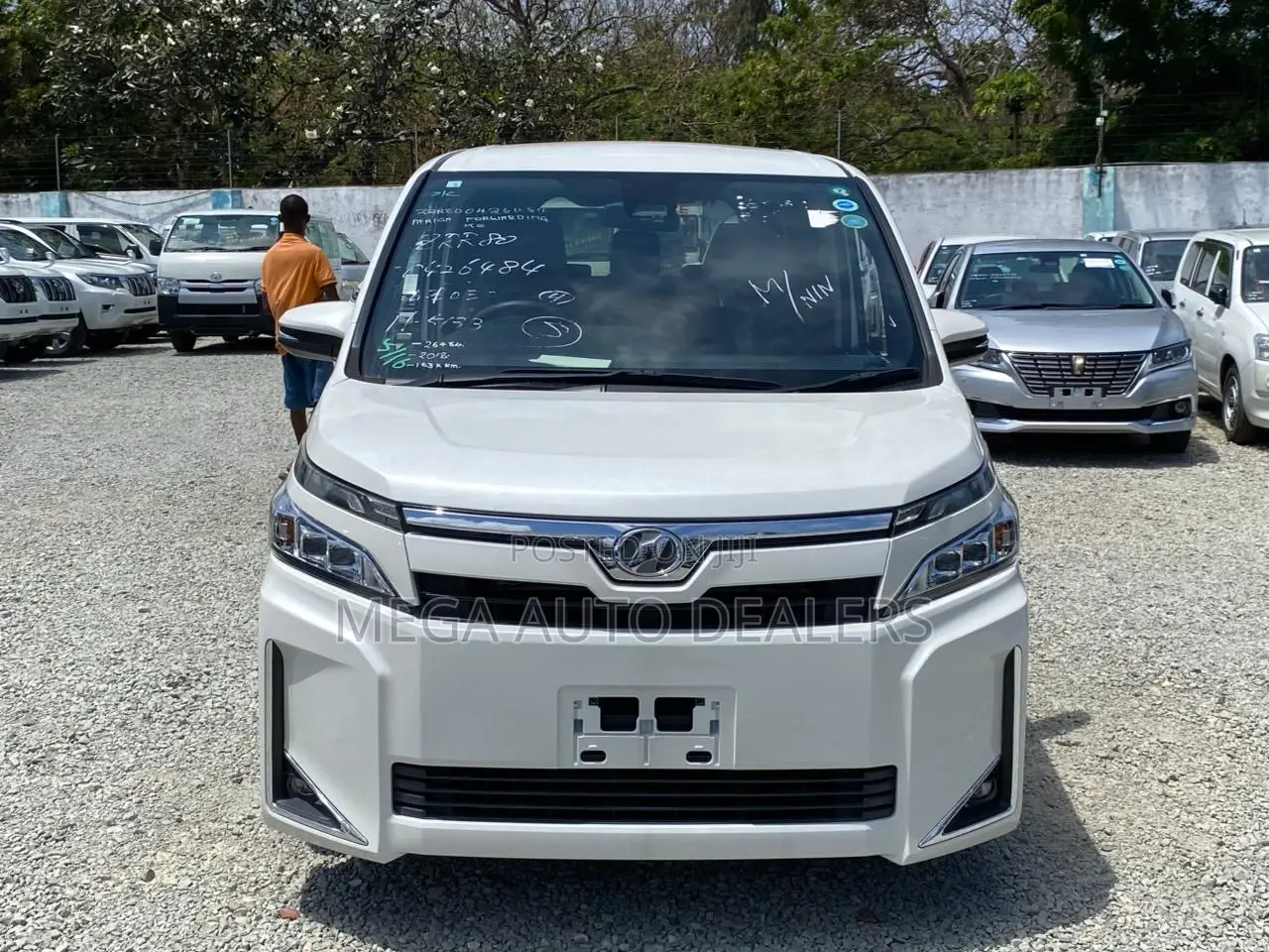Toyota Voxy 2018 White