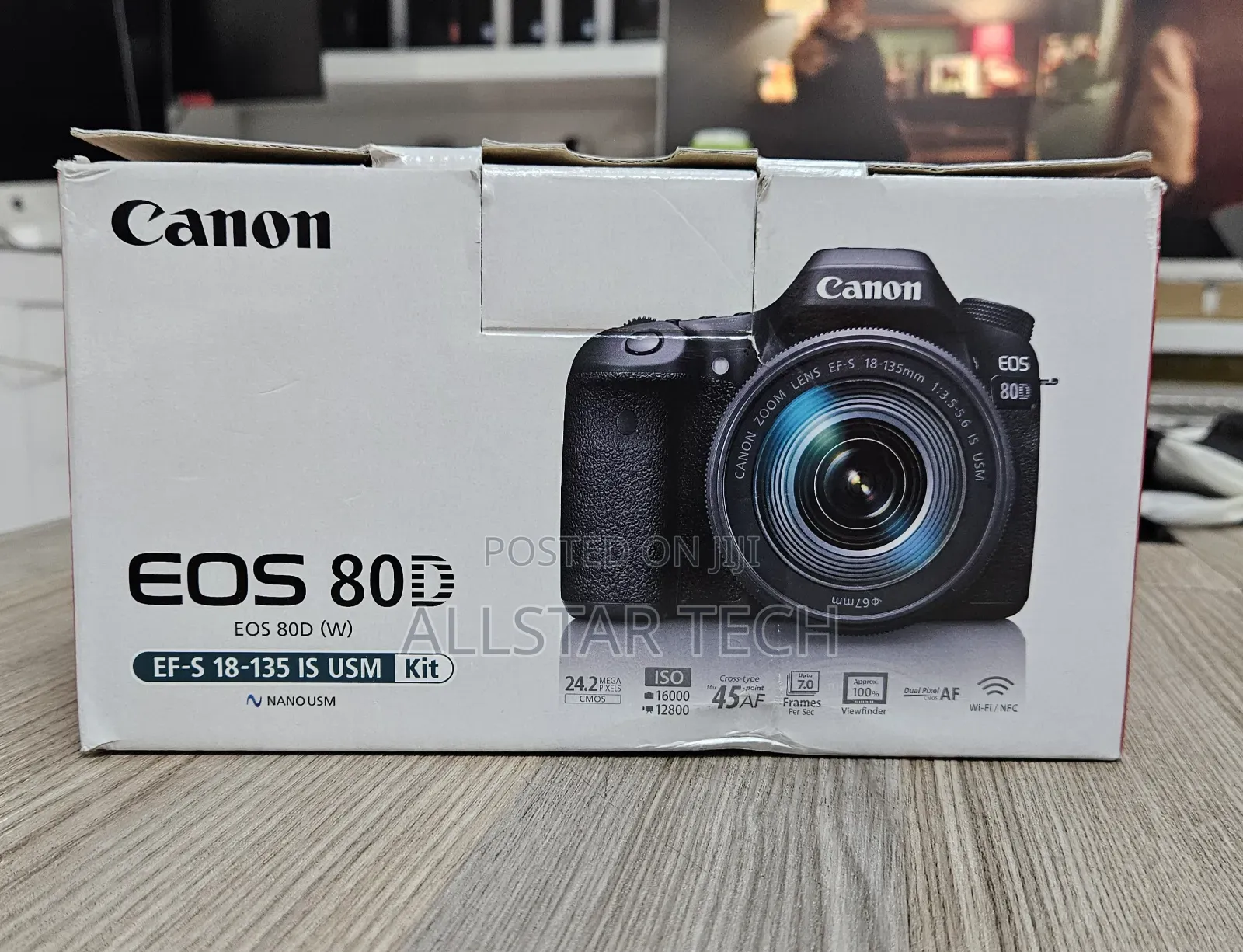 Canon Eos 80d DSLR Camera With 18-135mm Is Usm Lens