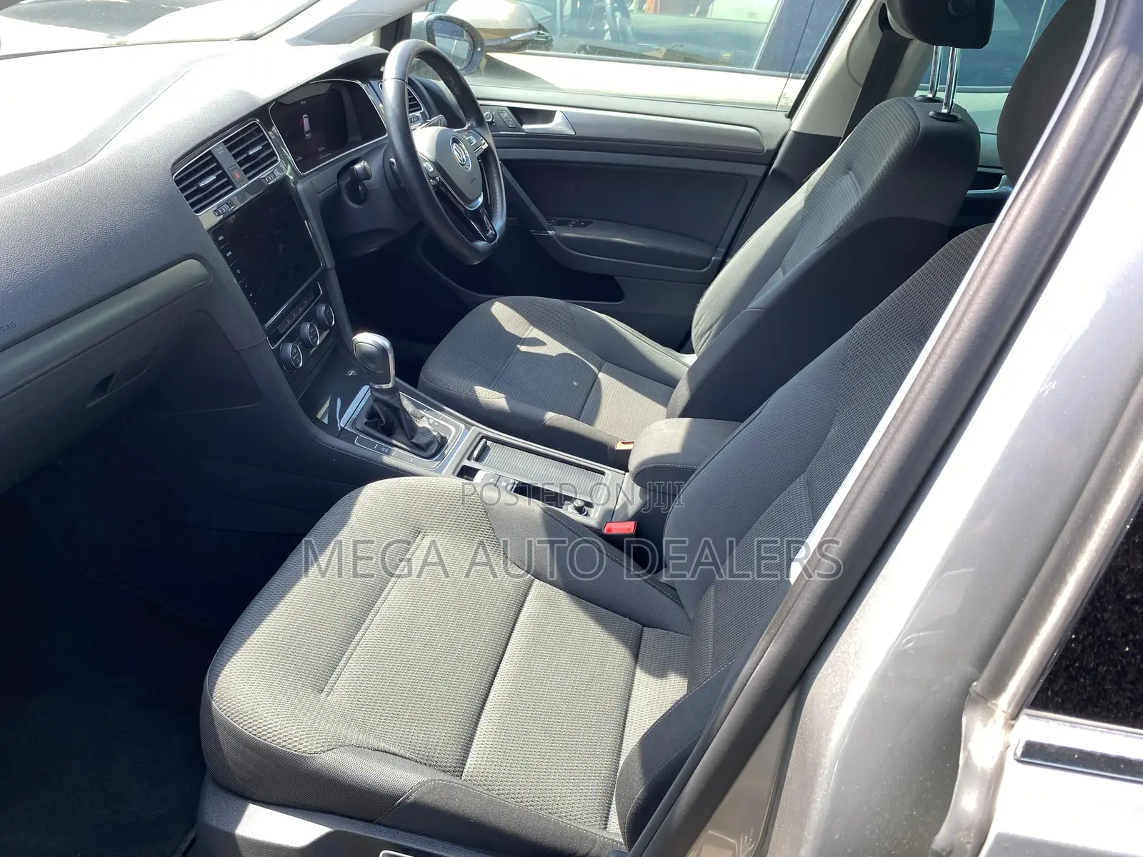 Volkswagen Golf 2019 Silver