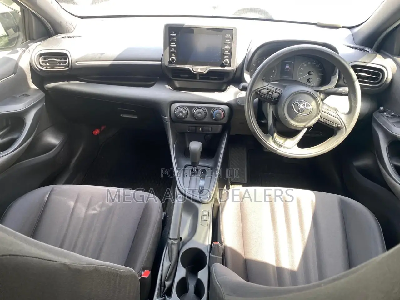 Toyota Yaris 2019 Blue