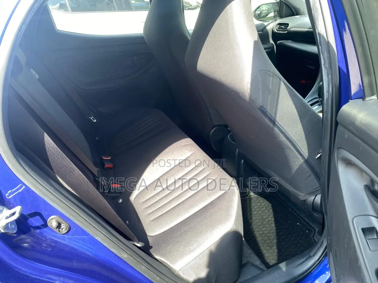 Toyota Yaris 2019 Blue