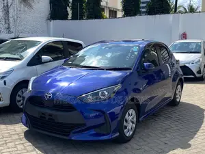 Toyota Yaris 2019 Blue