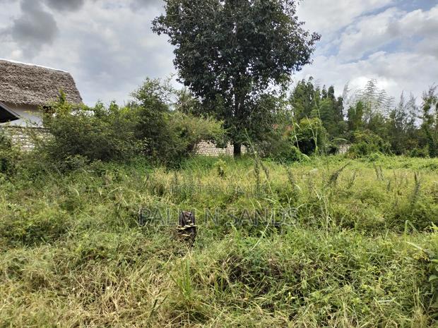 Prime Plot Up for Grabs in Diani. - thumbnail 6