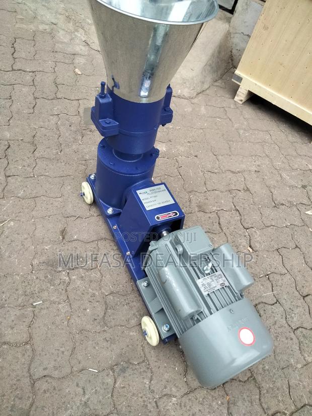 Italia Milano Pelletizer Machine - main view