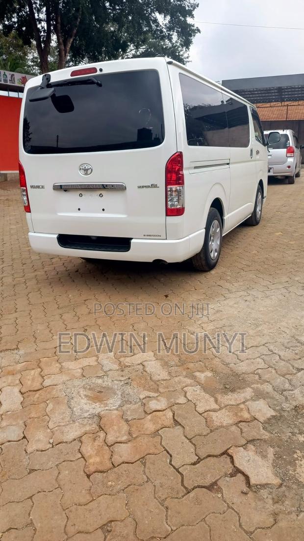 Toyota Grand HiAce 2019 White - thumbnail 5
