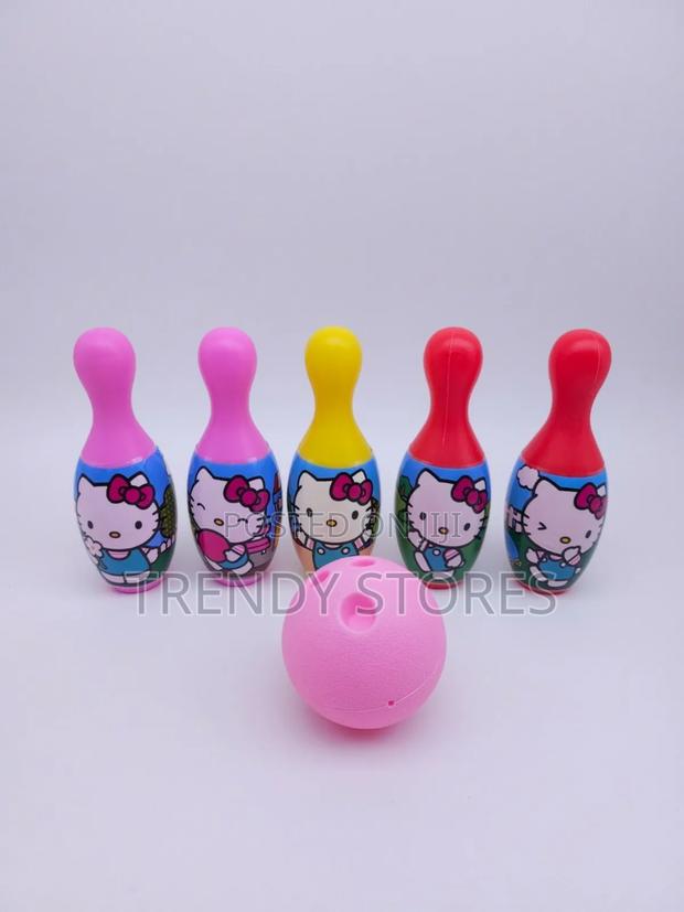 Hello Kitty Bowling Set
