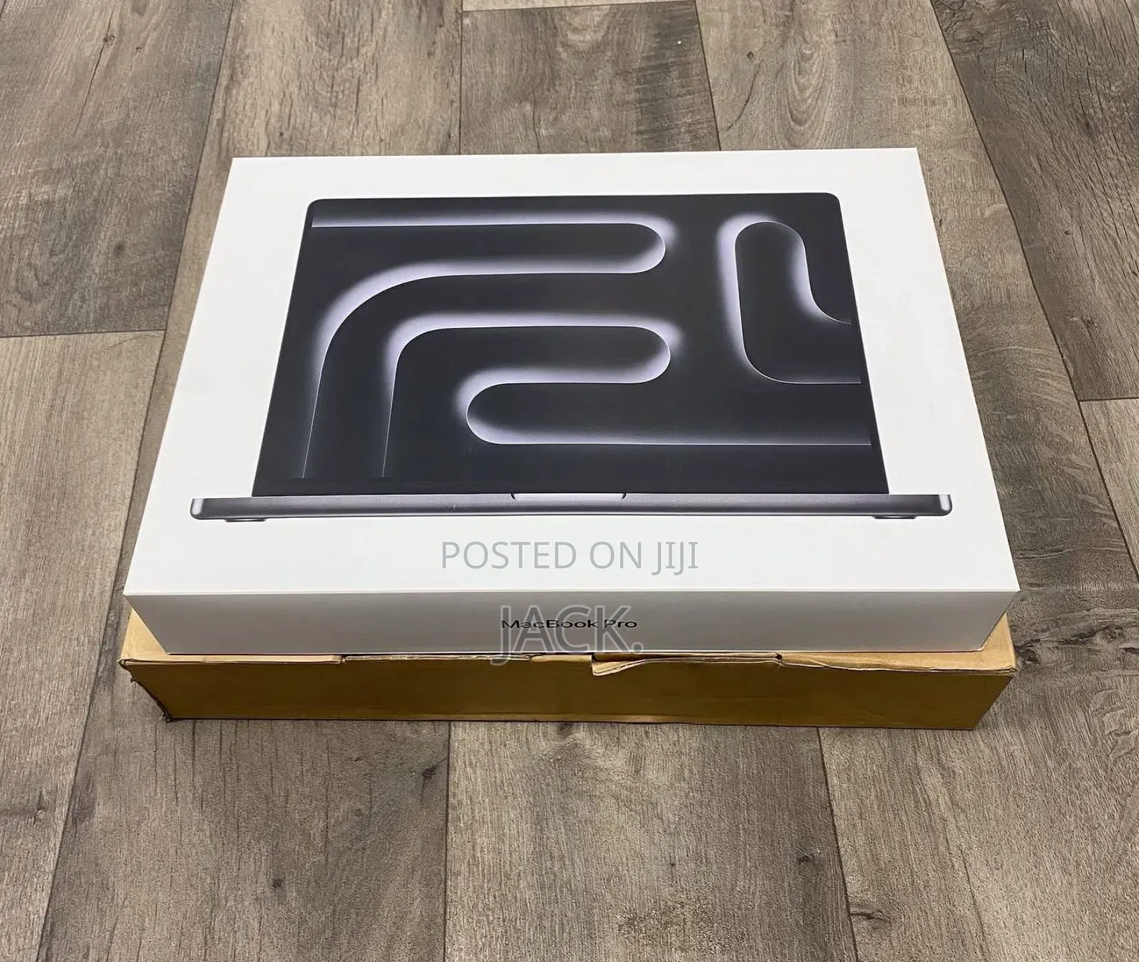 New Apple MacBook Pro 2023 M3 Max 16-Inch 48GB Apple M3 Max SSD 1T