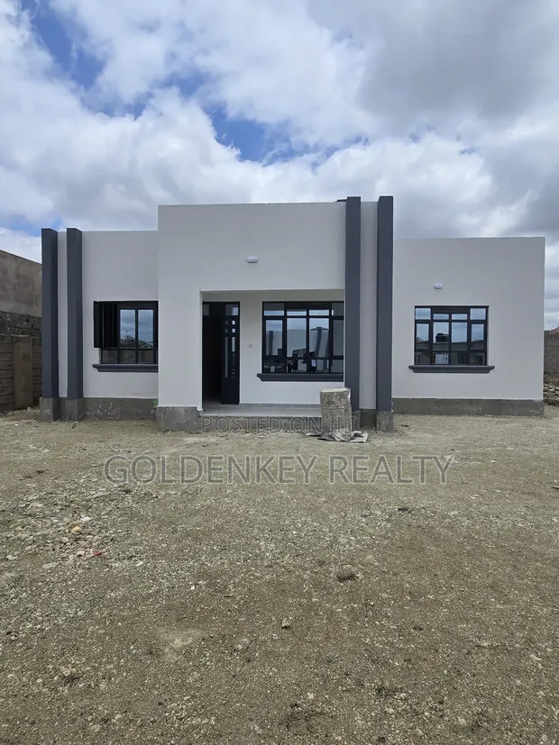 4bdrm Bungalow in Kitengela for sale