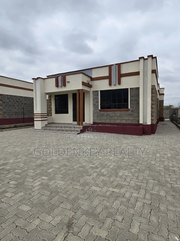 4bdrm Bungalow in Kitengela for sale